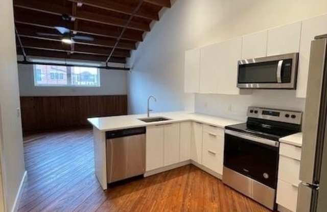 207 Gloucester Street - 207 Gloucester Street, Brunswick, GA 31520