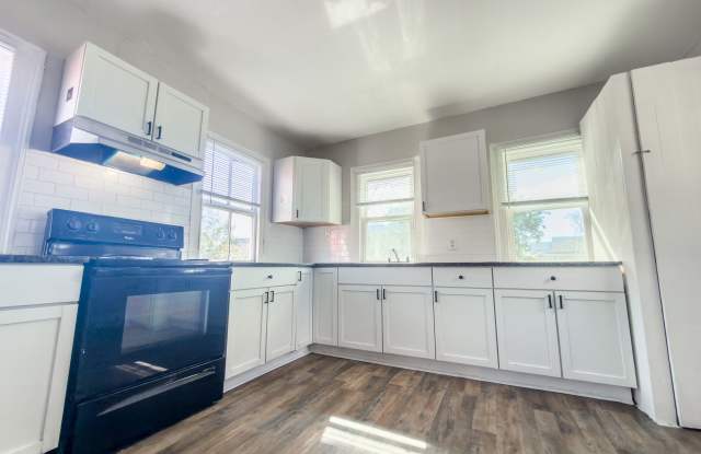 Downtown Duplex Gallery 3