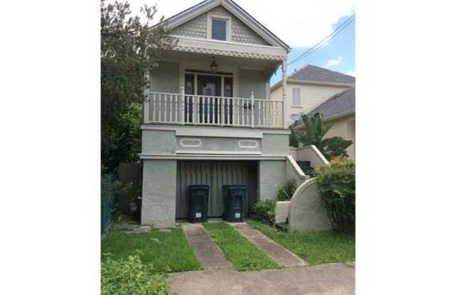 6303 LAUREL St photos photos