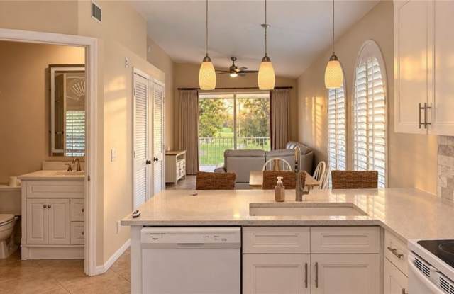 8274 Twelve Oaks Cir Gallery 2