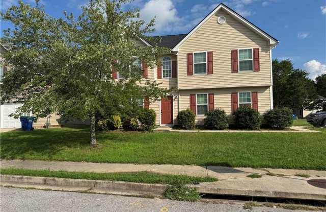 2763 South Hill - 2763 South Hills, Fulton County, GA 30296