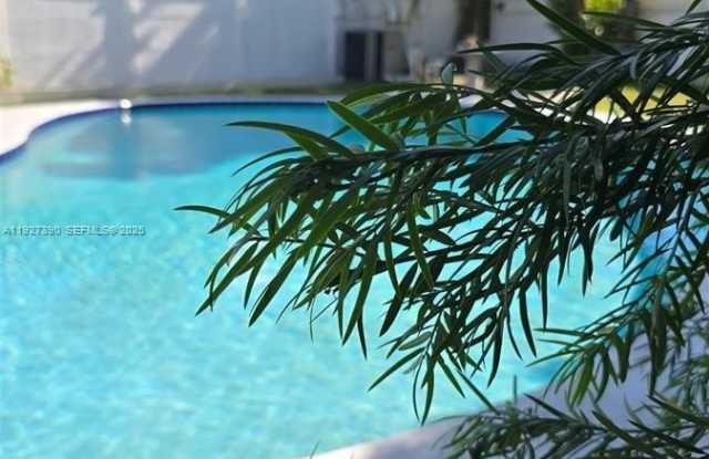 6550 SW 26th St - 6550 Southwest 26th Street, Coral Terrace, FL 33155