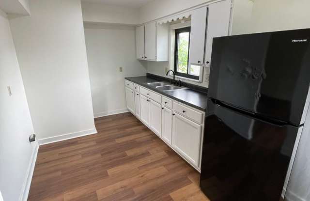 1500 East 25th Avenue photos photos