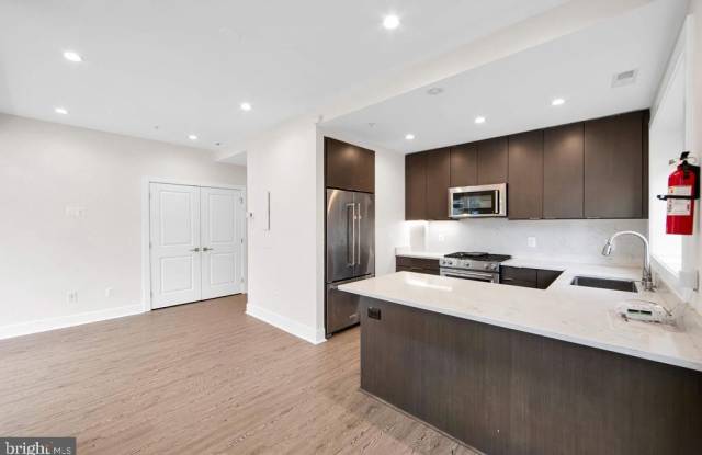 1400 5TH STREET NW Gallery 2
