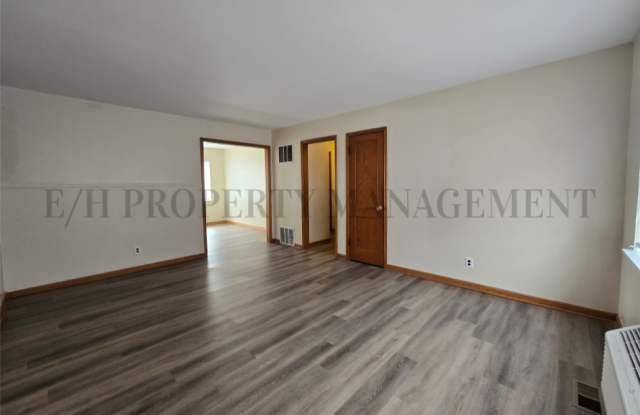 724 South Hunter - 724 South Hunter, Wichita, KS 67207