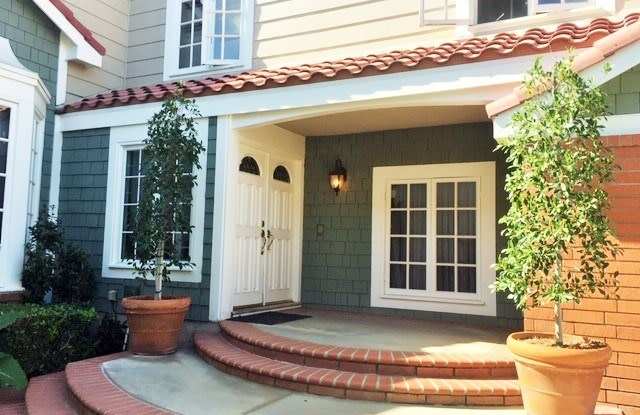 19375 Woodlands Drive - 19375 Woodlands Lane, Huntington Beach, CA 92648