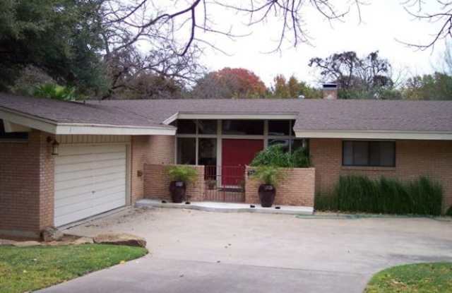 2217 Wooded Acres - 2217 Wooded Acres Drive, Waco, TX 76710
