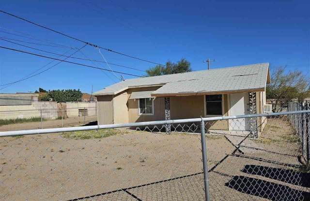 1114 S 7 AVE - 1114 South 7th Avenue, Yuma, AZ 85364