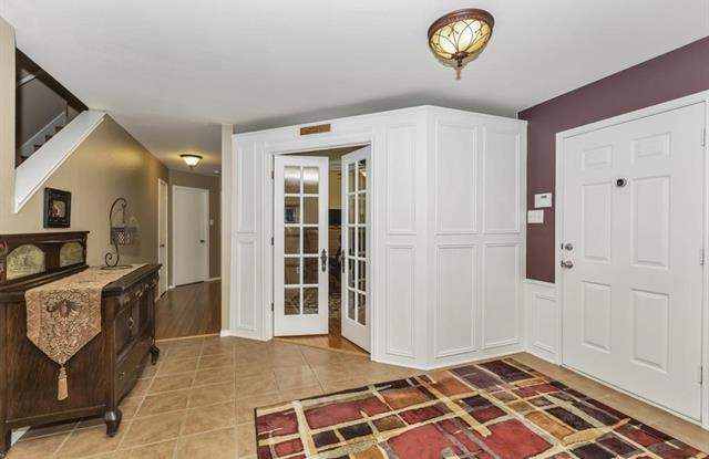 2912 Lake Terrace Drive Gallery 2