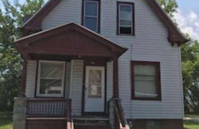 4 Bedroom Single Family photos photos