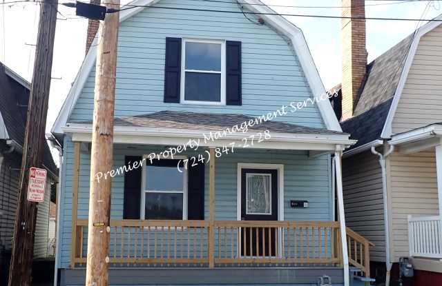 513 12th Street Gallery 1