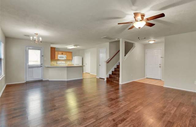 30 Thicket Grove Place - 30 Thicket Grove Pl, The Woodlands, TX 77385