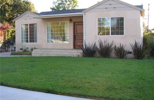 324 S Parish Place - 324 S Parish Pl, Burbank, CA 91506
