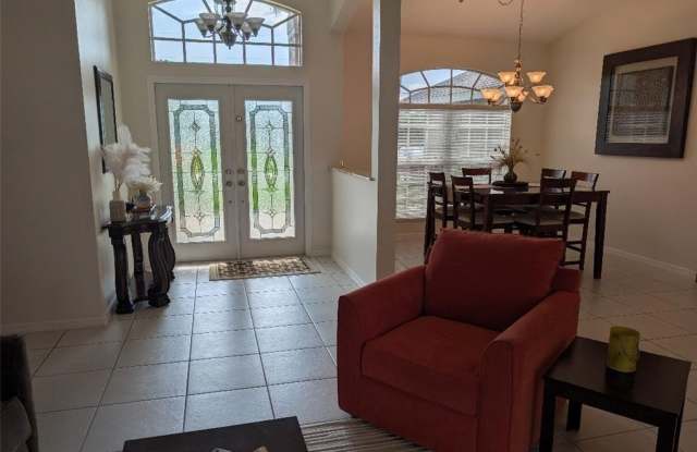 5008 SW 9th Place Gallery 2