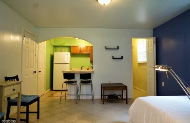 5727 Western Ave NW Unit B - 5727 Western Avenue Northwest, Washington, DC 20015