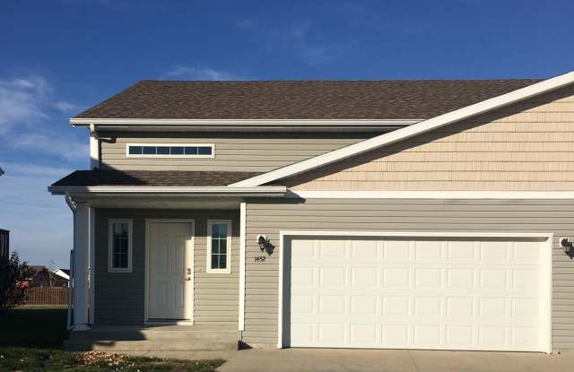 3 Bed 2 Bath Twin Home photos photos