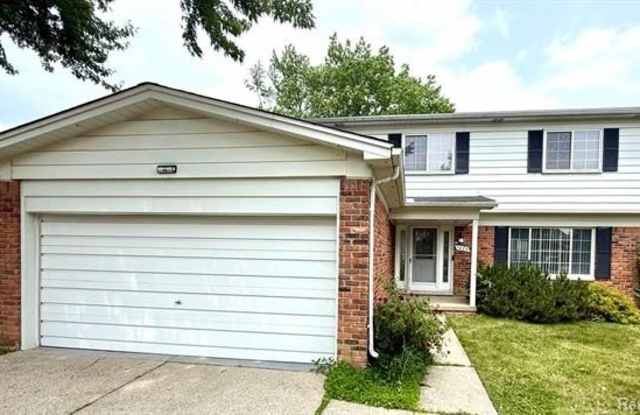 1625 Lakewood Drive photos photos