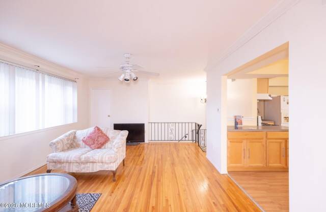 187 Evergreen Road unit: 4B photos photos