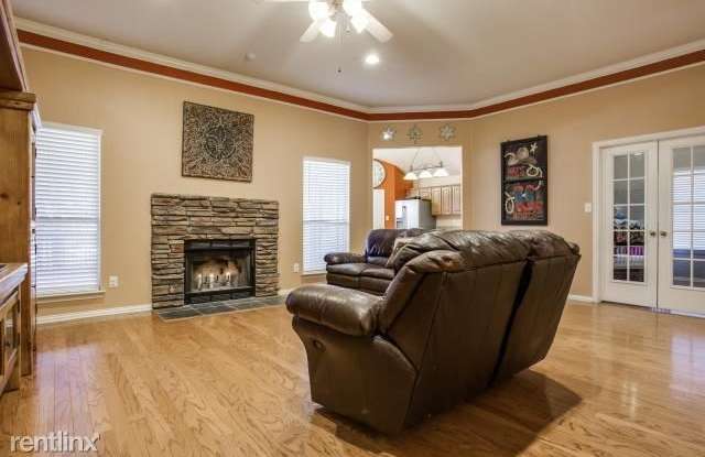 924 Joshua Drive Gallery 3