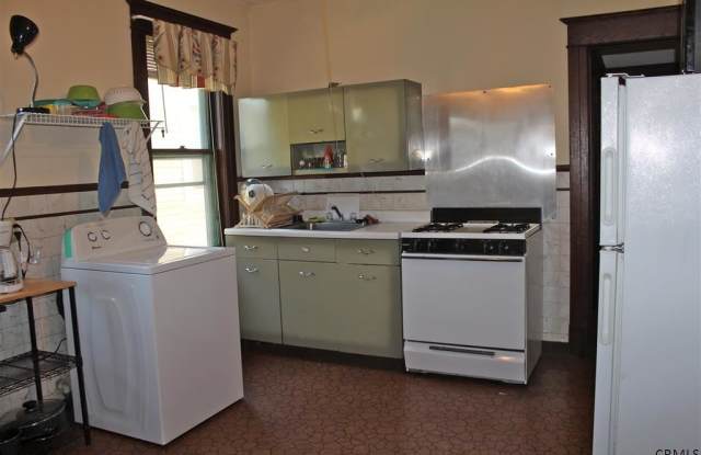 441 Hamilton - 1 Gallery 2