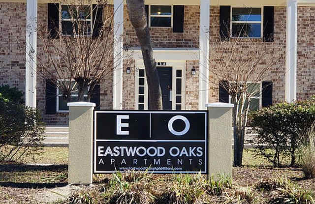 Eastwood Oaks Apartments Gallery 3