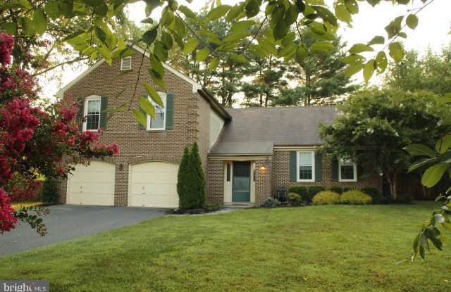 12431 WENDELL HOLMES ROAD - 12431 Wendell Holmes Road, Franklin Farm, VA 20171