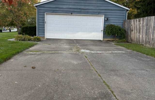 3 Bedroom 2.5 Bath Split Level Home for Rent Gallery 3