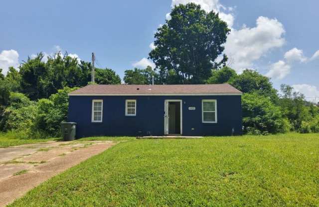 4450 Sunny View Dr Gallery 1