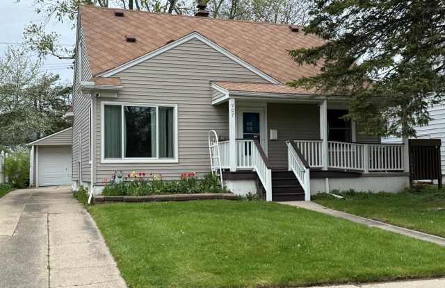 907 Bruce Street photos photos