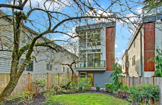 3bd/2ba Seattle Home photos photos