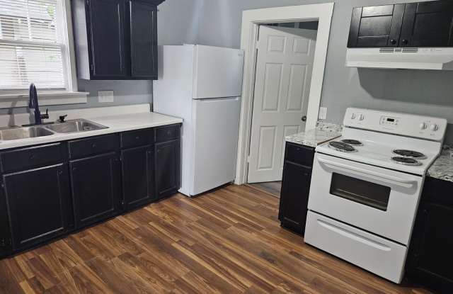 209 Northwest Arlington Avenue Gallery 4