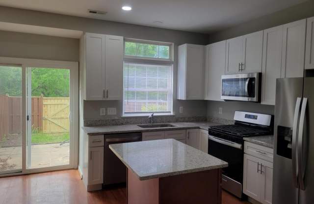 44189 LITCHFIELD Terrace Gallery 2