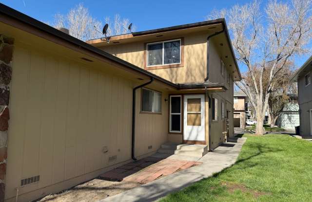 641 Oakwood Dr Apt 3 photos photos