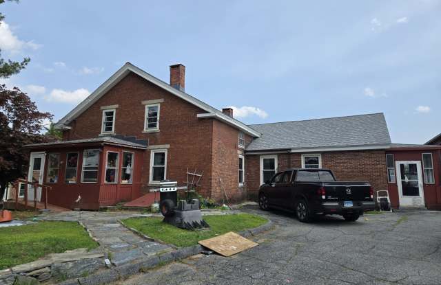 11 Tiffany Street photos photos