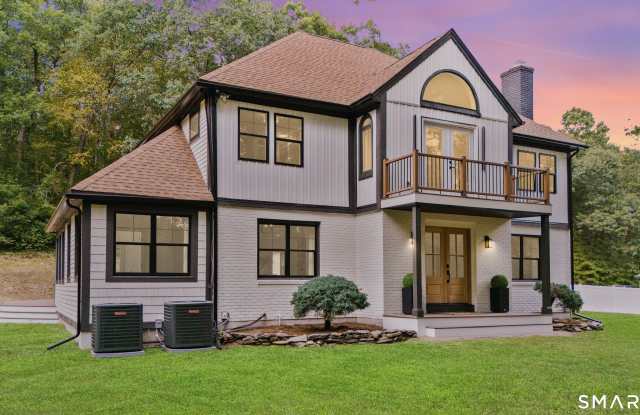 60 Mountain Road Gallery 1