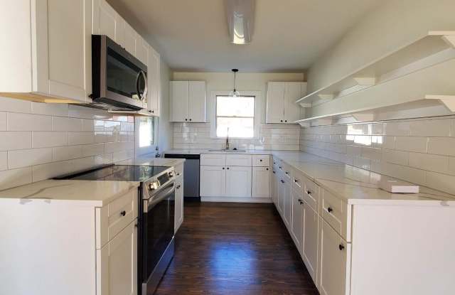 2421 Loy Lake Road Gallery 4