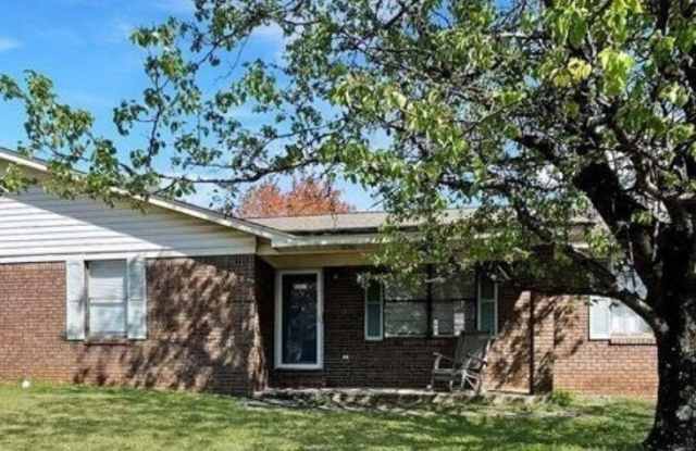 3501 17th Avenue NE photos photos
