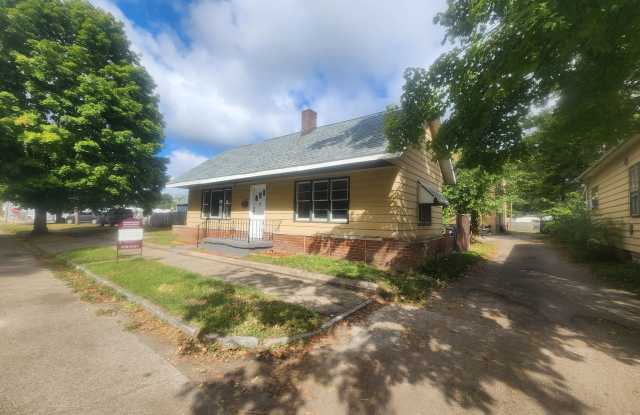 2 Bedroom 1 Bath House on the Northside photos photos