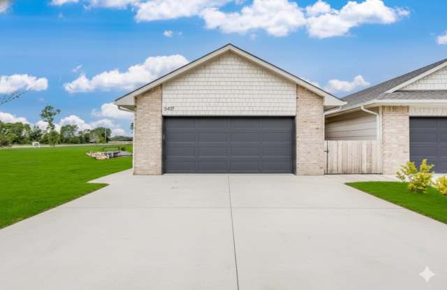 Skyway-Maxine Plan photos photos Skyway-Maxine Plan photos photos