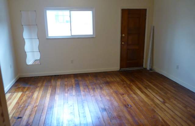 134 South 25th Street Gallery 3