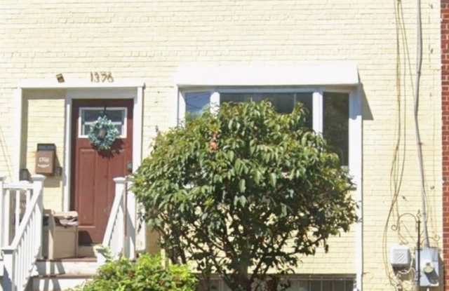 Pet and Family Friendly 3BR House with Parking and Fenced Backyard  in Washington, DC photos photos