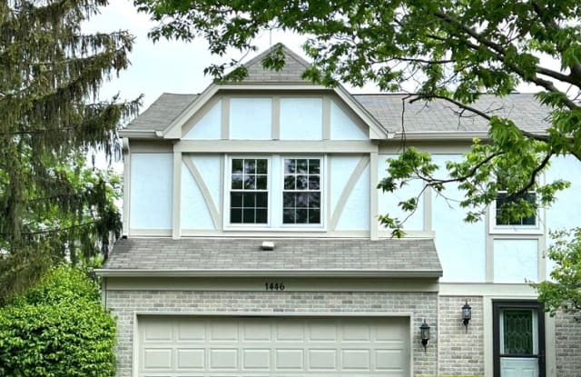 1446 W Sapphire Dr - 1446 West Sapphire Drive, Hoffman Estates, IL 60192