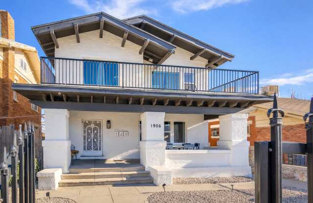 Yandell Prop photos photos