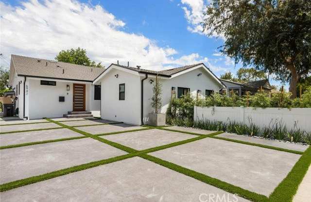 6942 Wystone Avenue - 6942 Wystone Avenue, Los Angeles, CA 91335