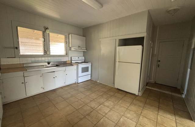 937 A road Gallery 4