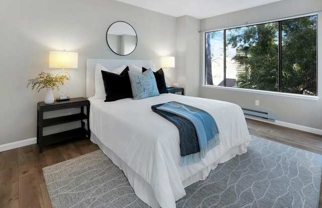 725 Mariposa Ave photos photos