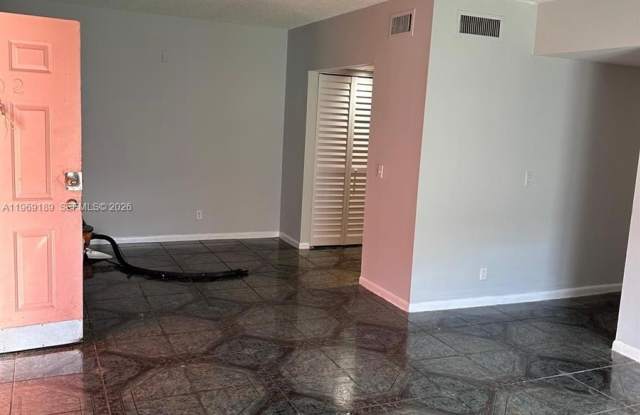 1840 NW 119th St photos photos