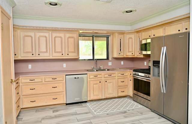 5206 Saxon Drive Gallery 4