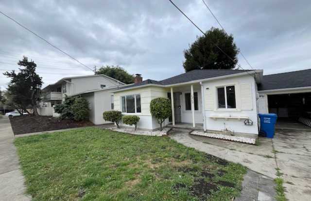 Updated El Cerrito Home with New Kitchen Appliances, Private Deck & Great Walkability photos photos