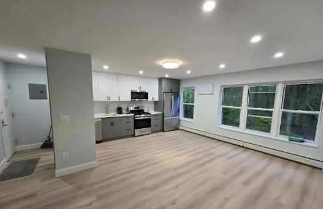 475 Armstrong Ave photos photos